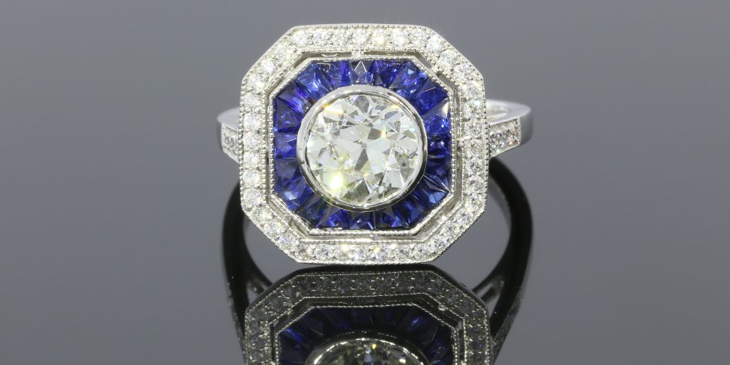 How to Determine the Value of Vintage Jewelry | Diamond Banc How To Determine The Value Of Vintage Jewelry Pieces