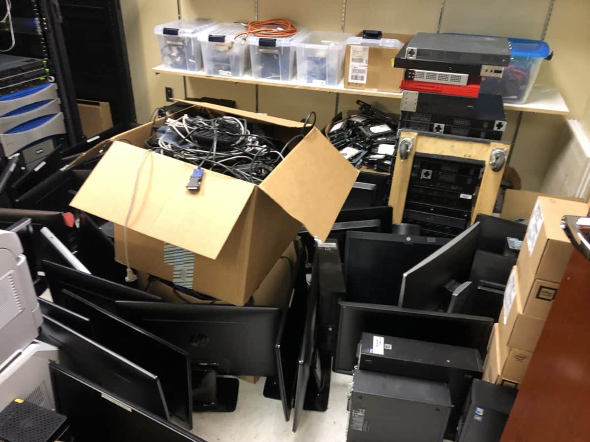 How Can You Dispose of your Old Electronics? How Can You Dispose of your Old Electronics?